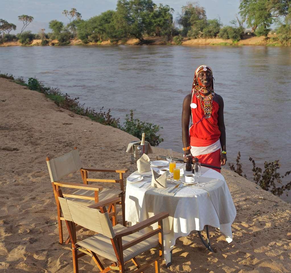 Hotel Ashnil Samburu Camp Restaurant foto